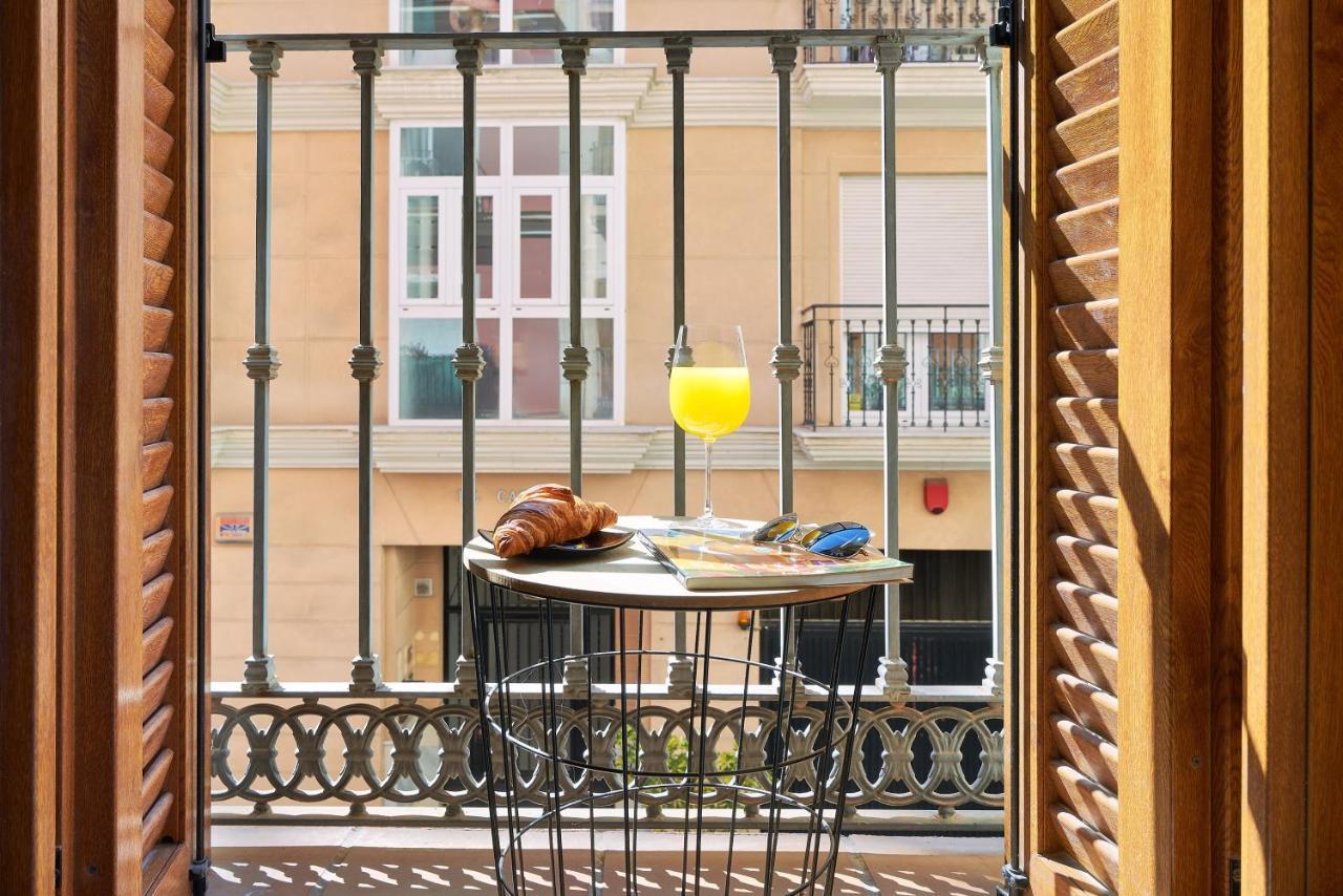 Apartamento En El Centro, Tranquilo Y Luminoso マラガ エクステリア 写真