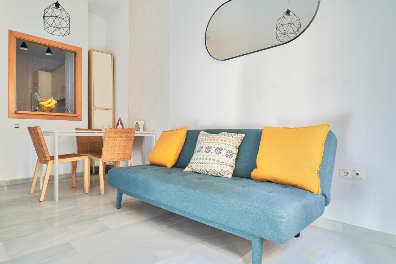 Apartamento En El Centro, Tranquilo Y Luminoso マラガ エクステリア 写真