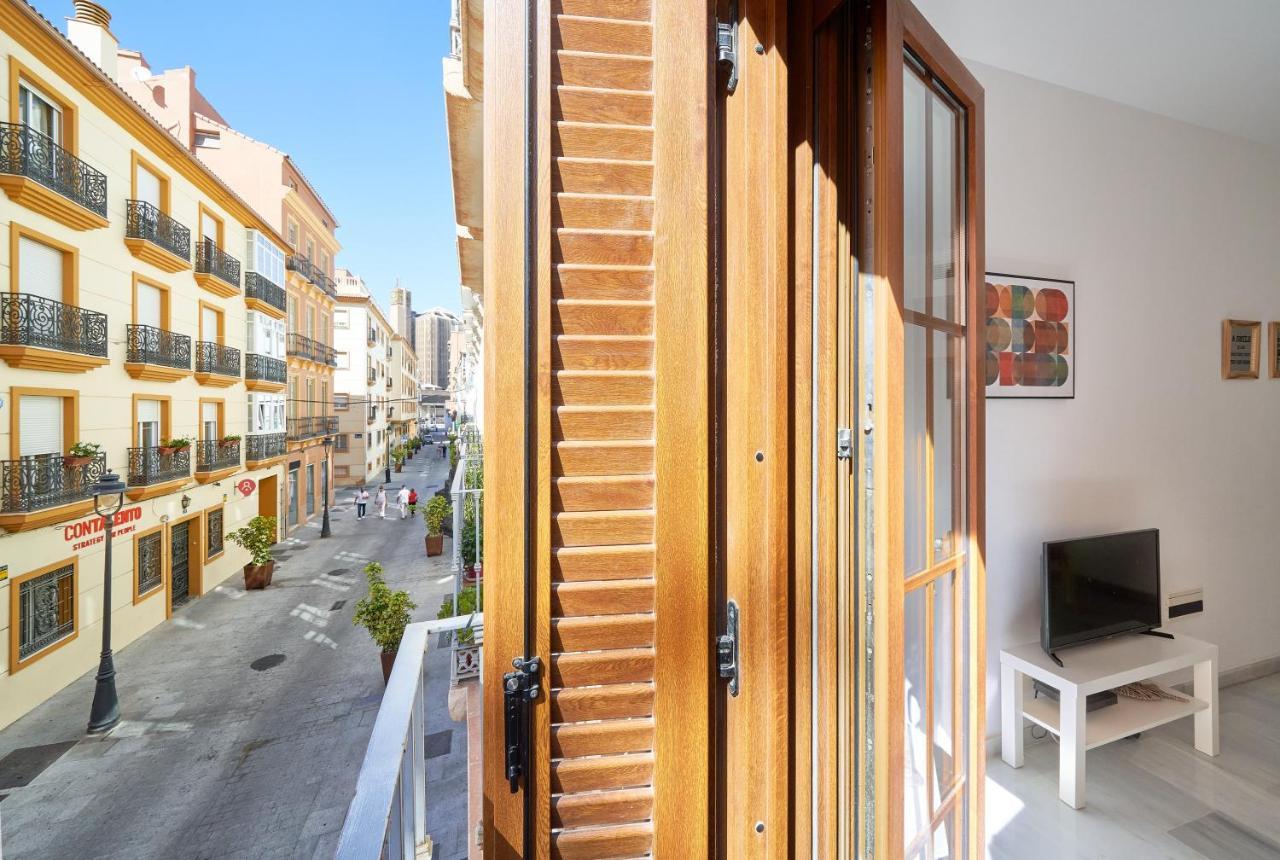 Apartamento En El Centro, Tranquilo Y Luminoso マラガ エクステリア 写真